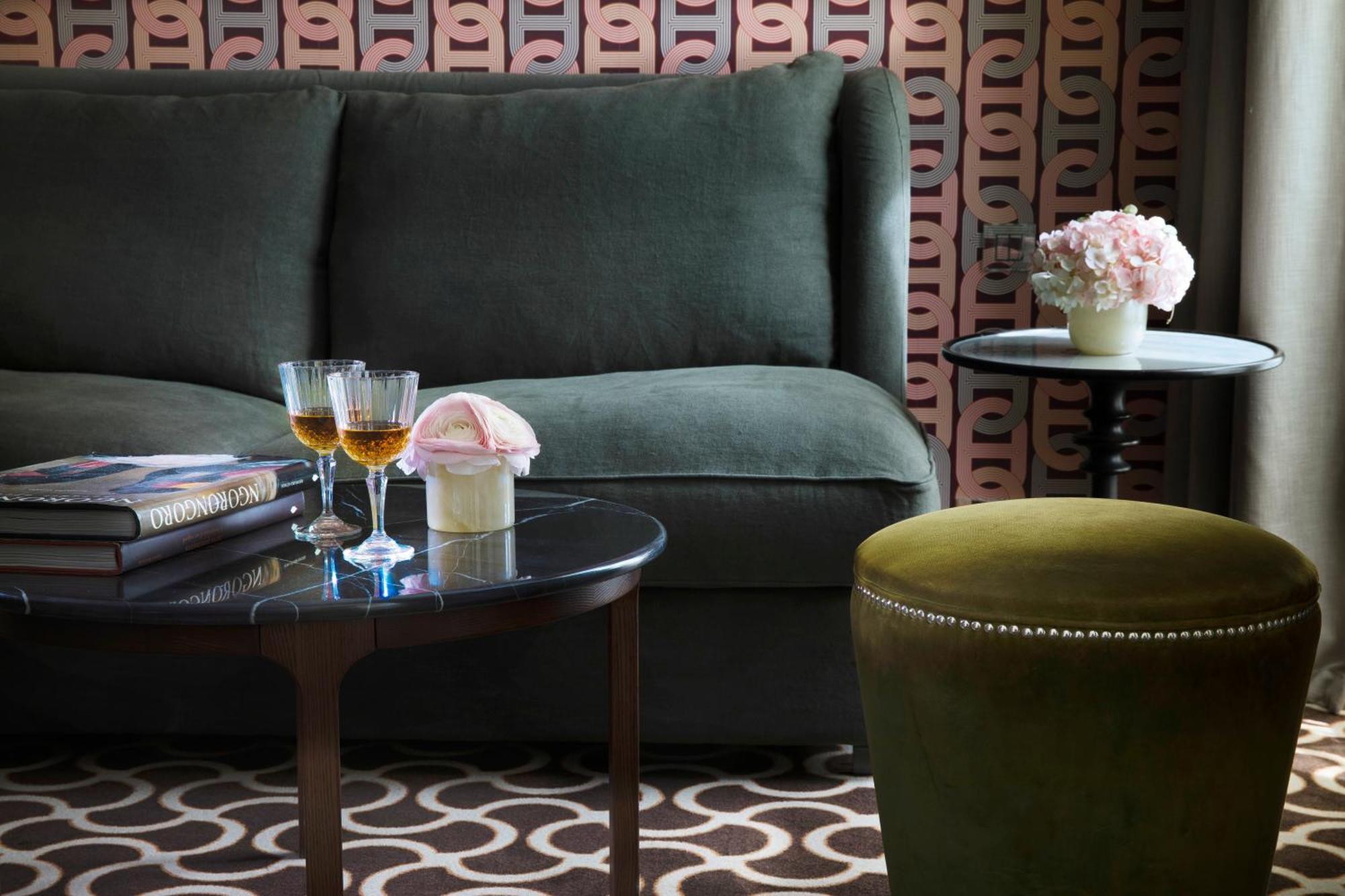 Hotel Le Pradey Paris